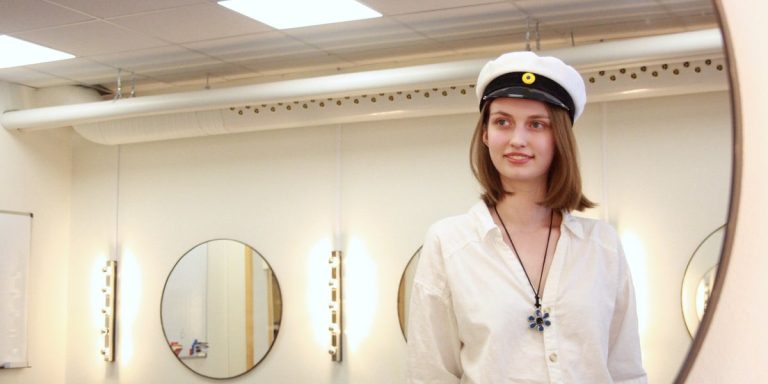 Alla Grillska-elever i Uppsala får studentmössa på köpet